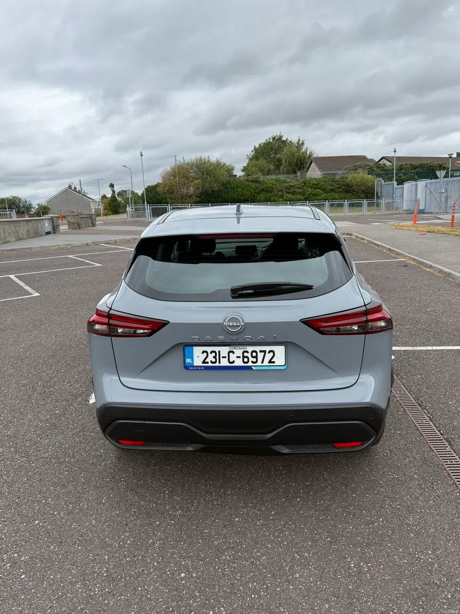 2023 Nissan Qashqai 1.3 mild hybrid | low km - Image 4