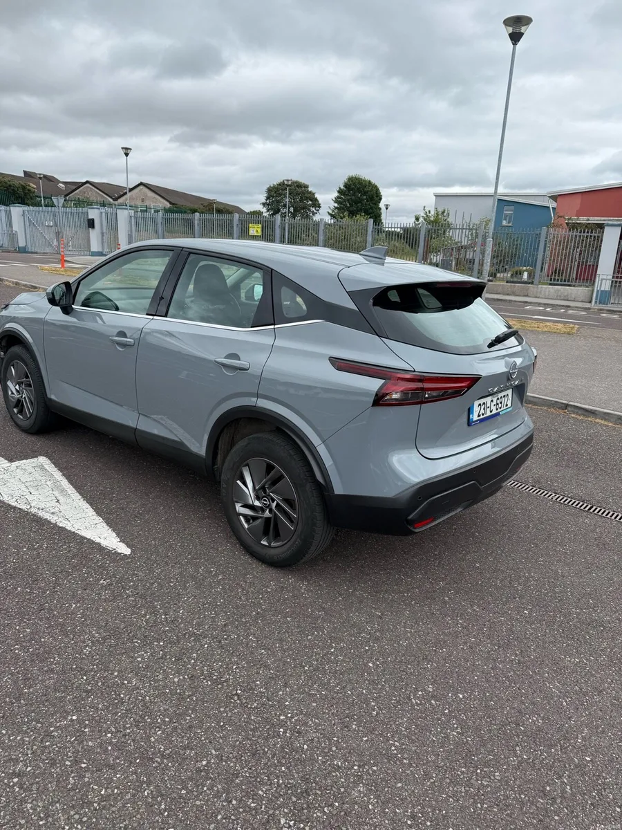 2023 Nissan Qashqai 1.3 mild hybrid | low km - Image 6