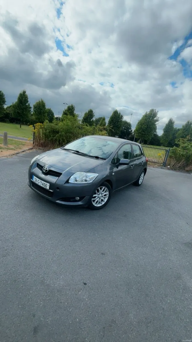 Toyota auris - Image 1