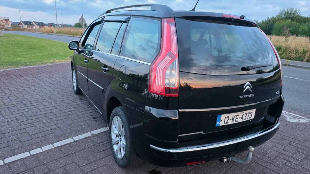 Citroen C4 Grand Picasso Spacious 7 Seater - Image 3