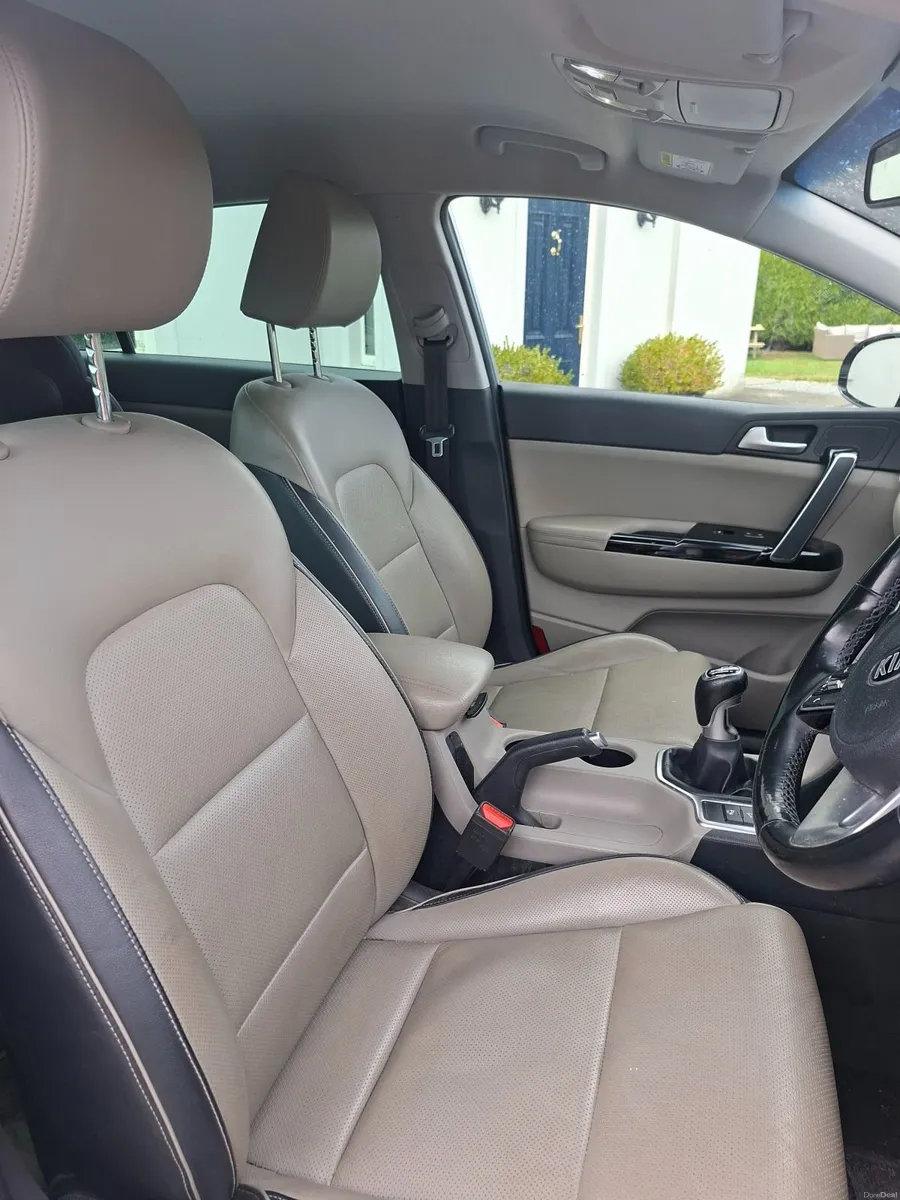 Kia Sportage 2019 - Image 2