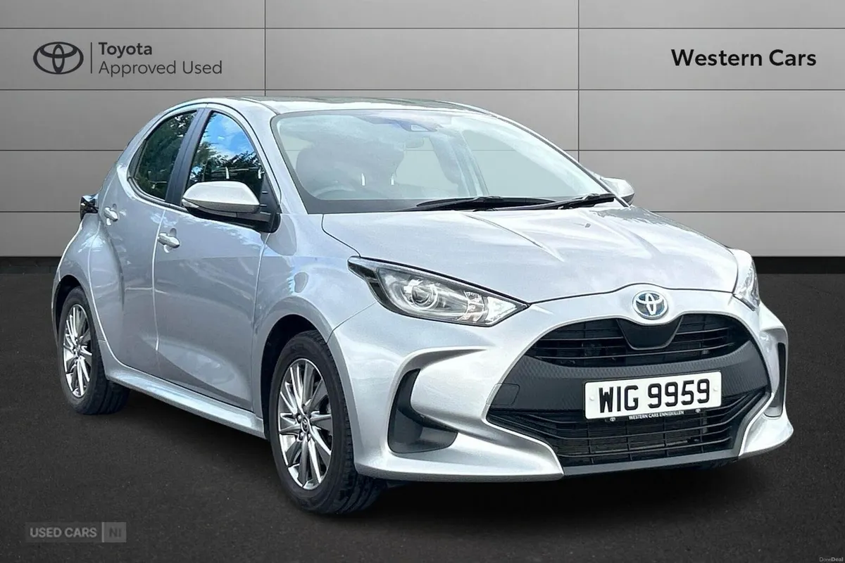 Toyota Yaris 1.5 VVT-h Icon E-CVT Euro 6 (s/s) 5dr - Image 1