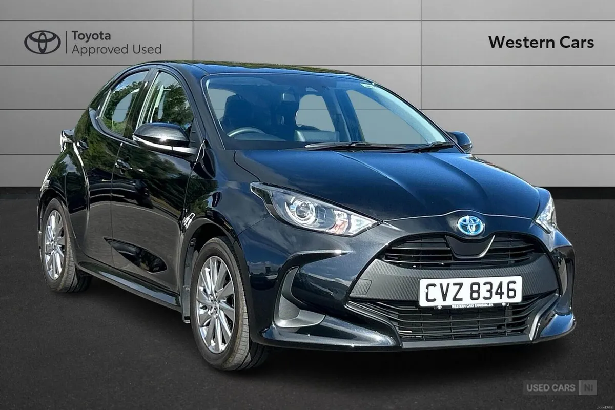 Toyota Yaris 1.5 VVT-h Icon E-CVT Euro 6 (s/s) 5dr - Image 1