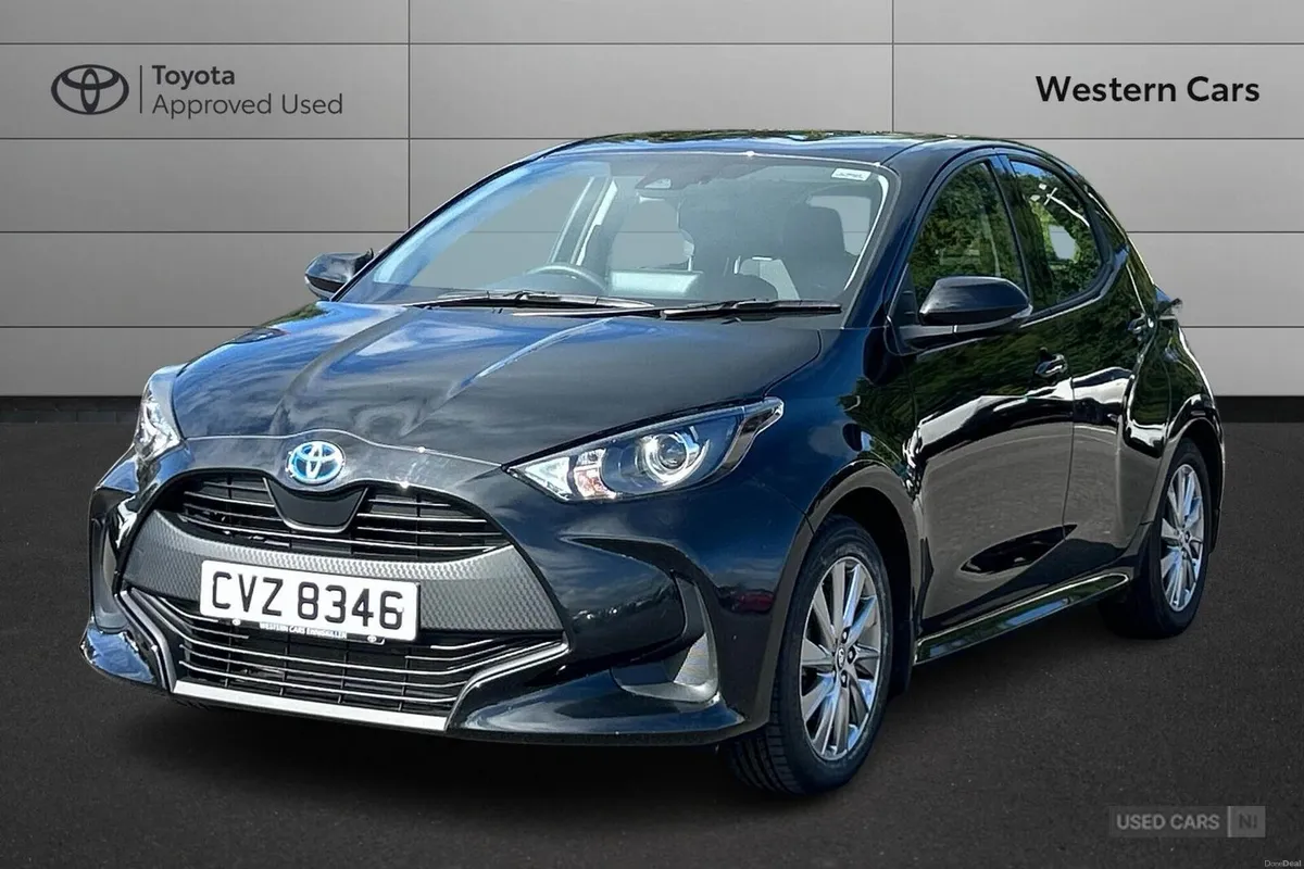 Toyota Yaris 1.5 VVT-h Icon E-CVT Euro 6 (s/s) 5dr - Image 3