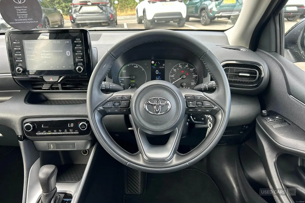 Toyota Yaris 1.5 VVT-h Icon E-CVT Euro 6 (s/s) 5dr - Image 6
