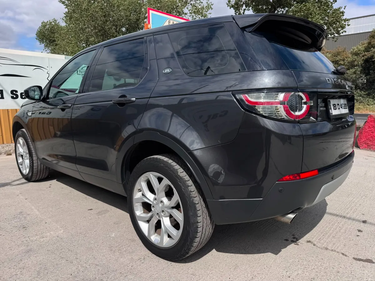181 Land Rover Discovery Sport 2.0 TD4 150PS HSE A - Image 5