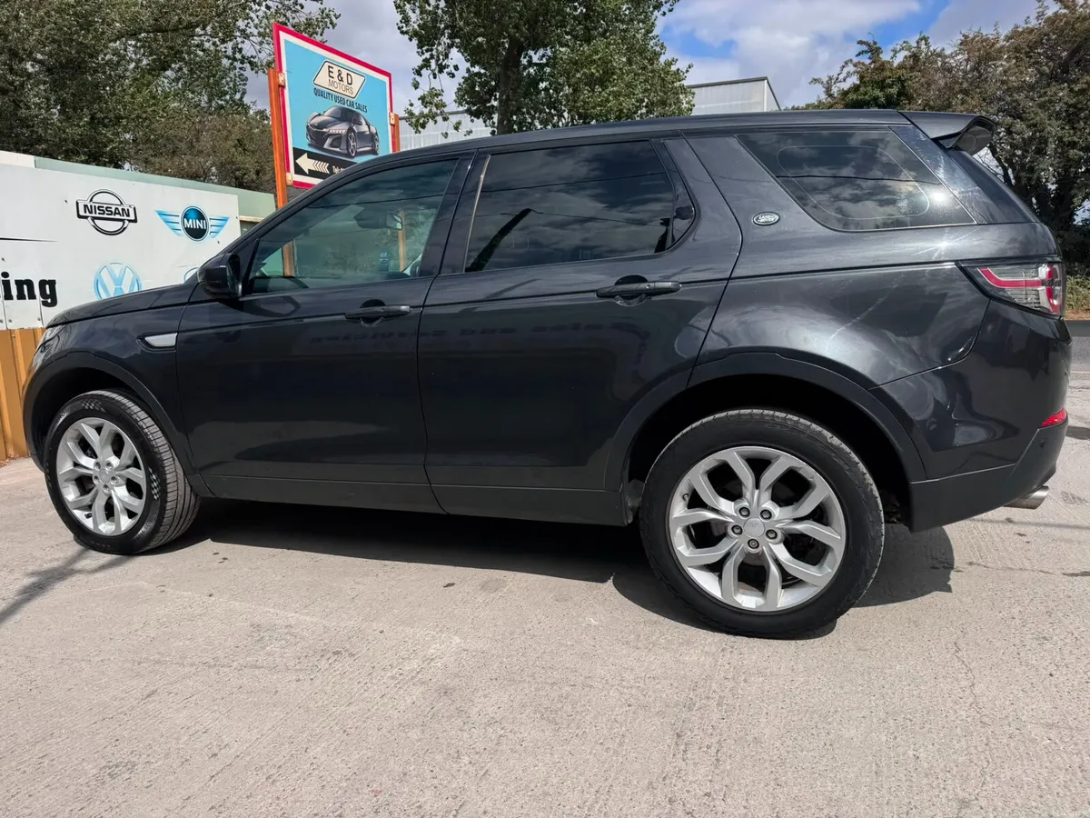 181 Land Rover Discovery Sport 2.0 TD4 150PS HSE A - Image 6