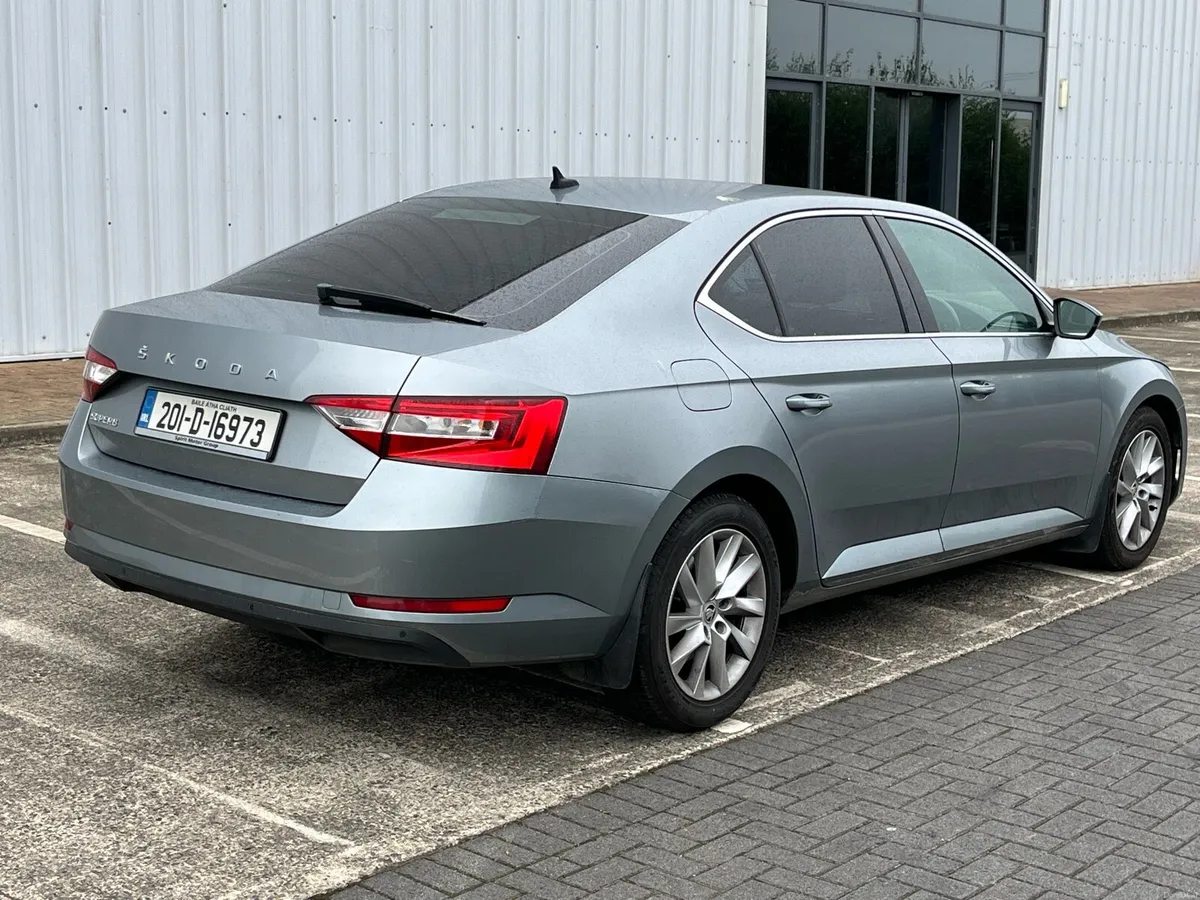 2020 Skoda Superb,2.0L, Immaculate - Image 3