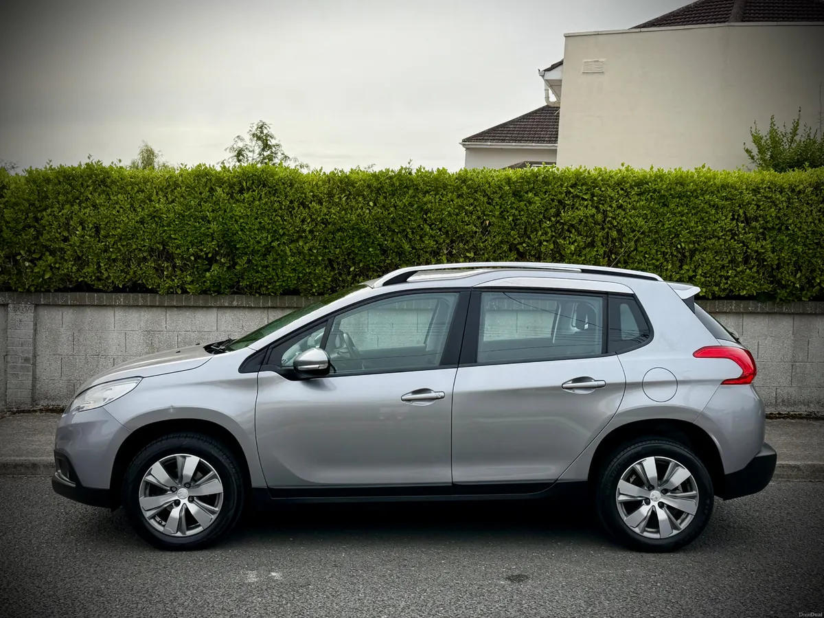 Peugeot 2008 |1.2 Petrol | Low km | Full history. - Image 4