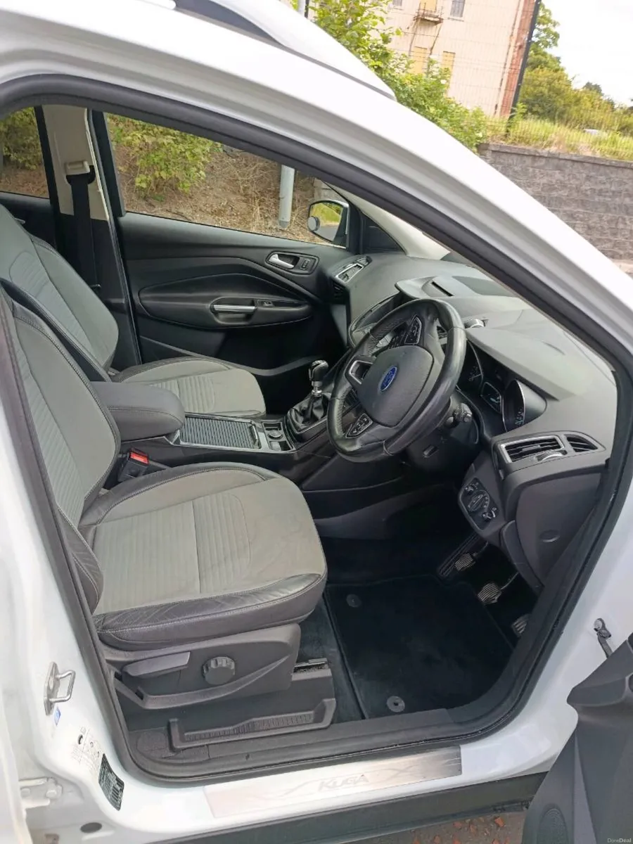 Ford Kuga 1.5L TDCI 120ps titanium - Image 6