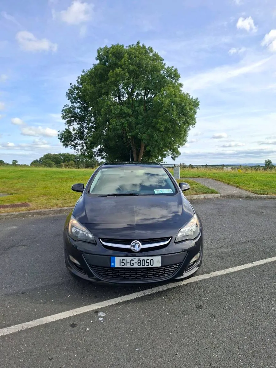 2015 Black Vauxhall Astra 1.6 CDTI Diesel Manual - Image 3