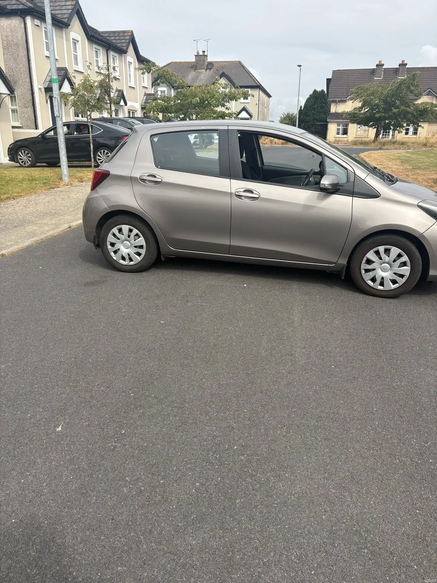 Toyota Yaris - Image 6