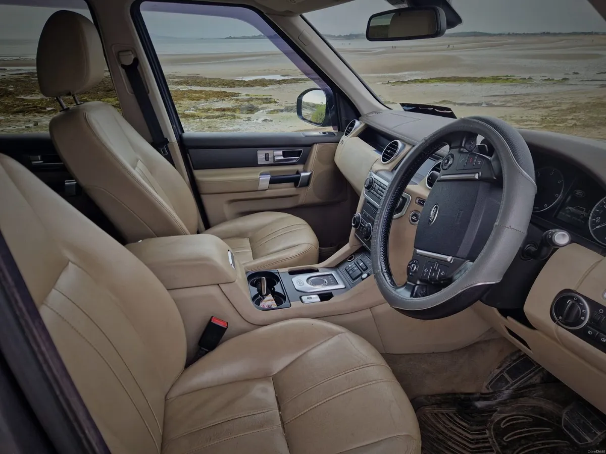 Discovery 4 Crew Cab Commercial | Fresh CVRT| Auto - Image 5
