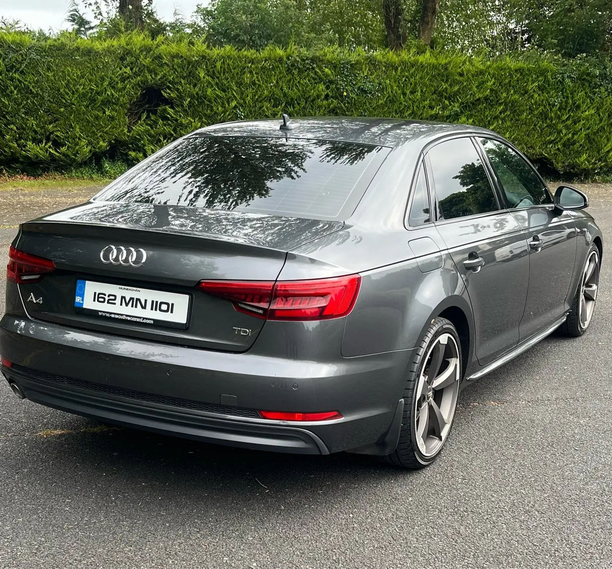**Audi A4 S-line Black edition styling** - Image 3