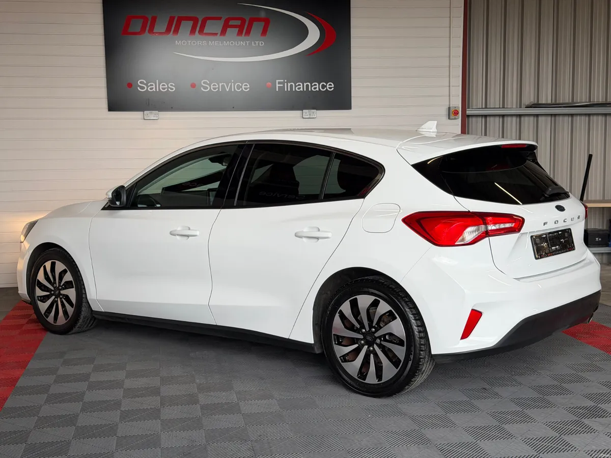 Ford Focus 2019 vrt included in price ! - Image 6