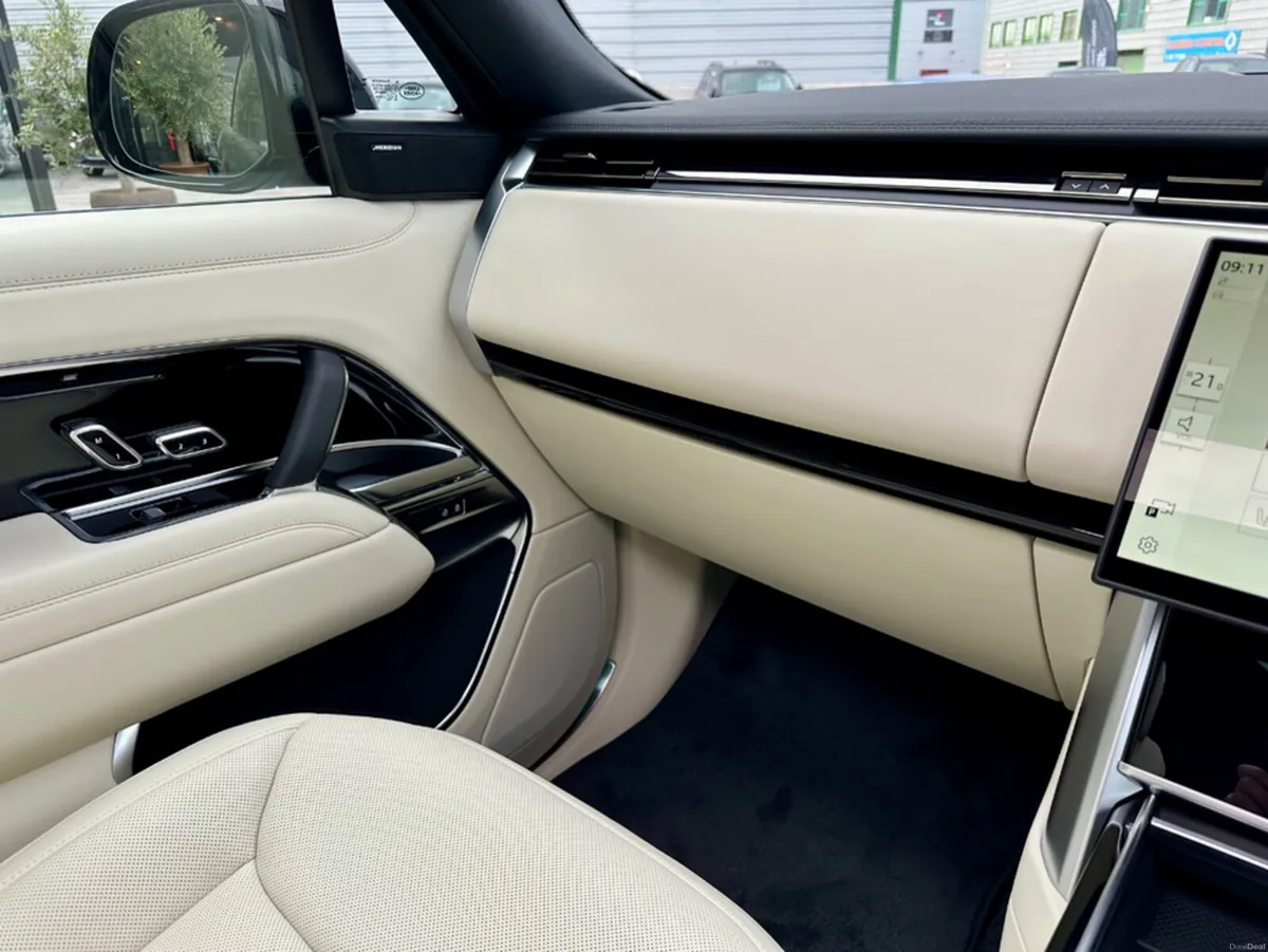 Land Rover Range Rover 262 / NO MILEAGE / BELGRAVI - Image 6