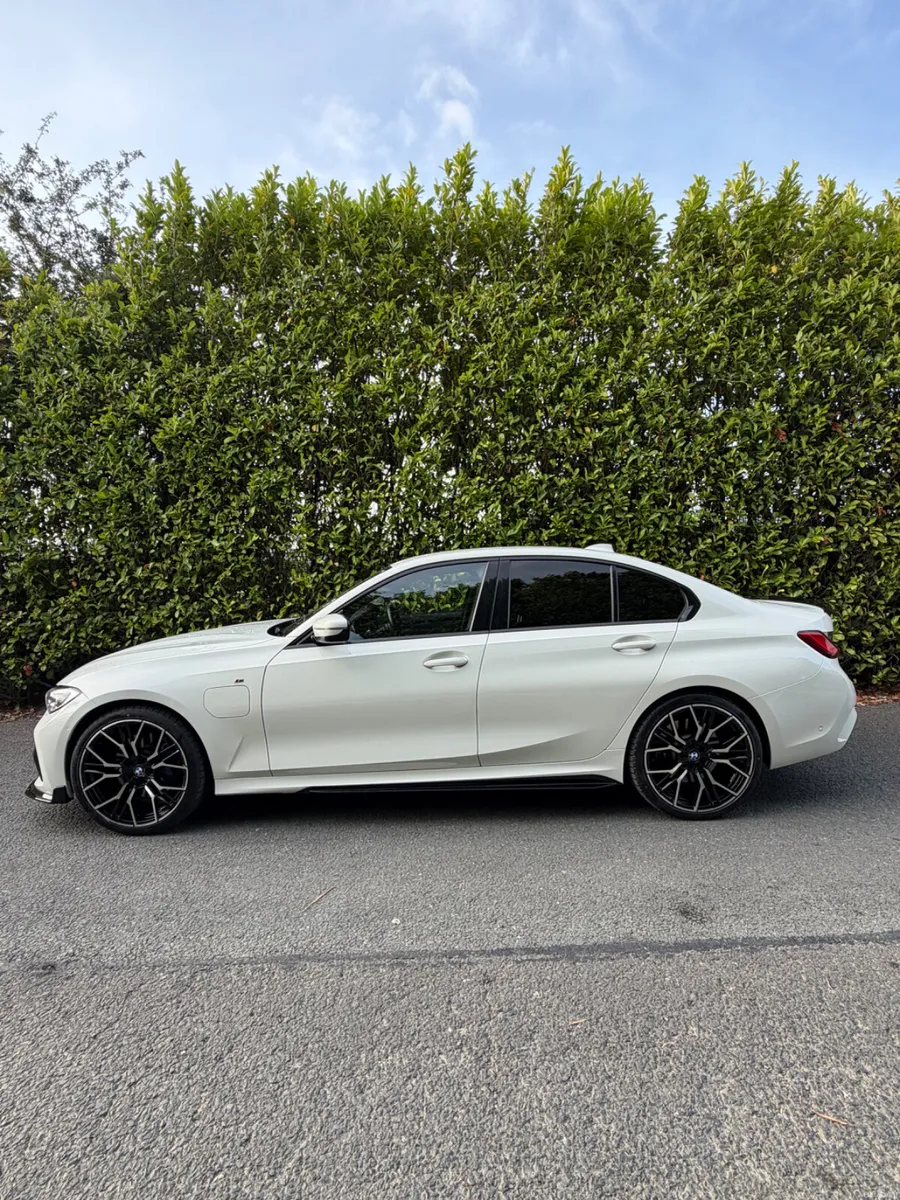 2021 BMW 330E M SPORT AUTO - Image 4