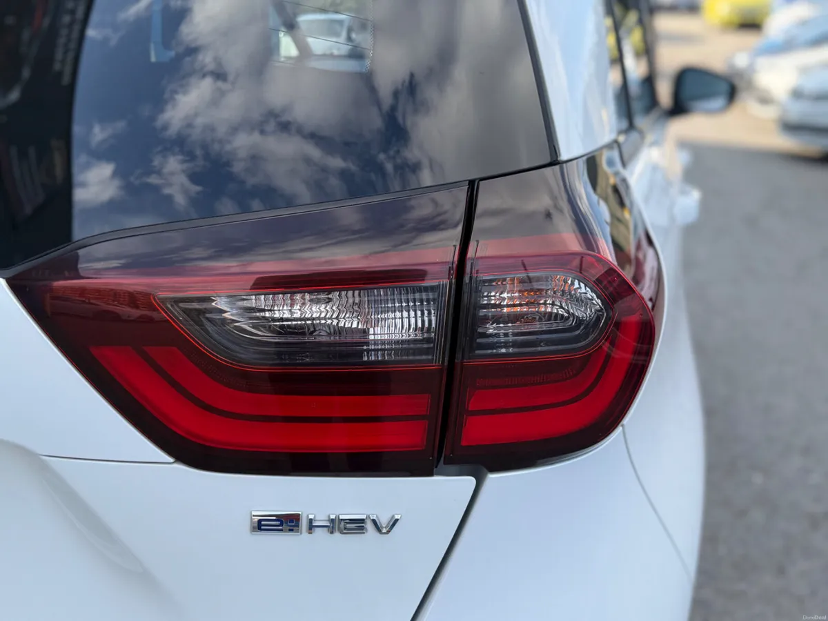 2021 HONDA FIT e:HEV Automatic Hybrid - Image 5