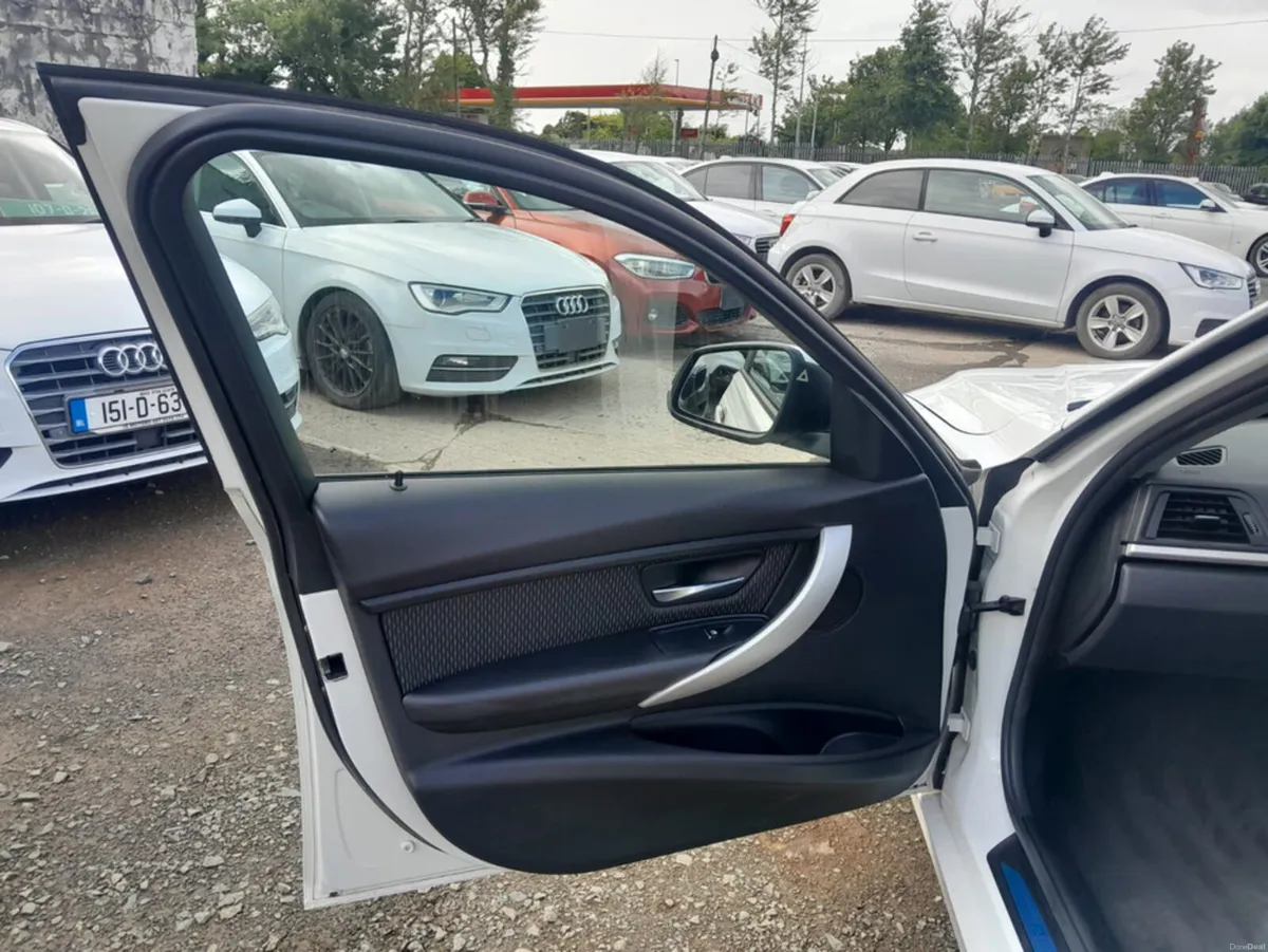 BMW 3-Series 330e iPerformance plug-in hybrid Low - Image 4