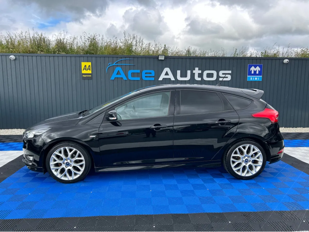 Ford Focus ST-LINE 1.0L PETROL - AUTO - 12M WARRAN - Image 3