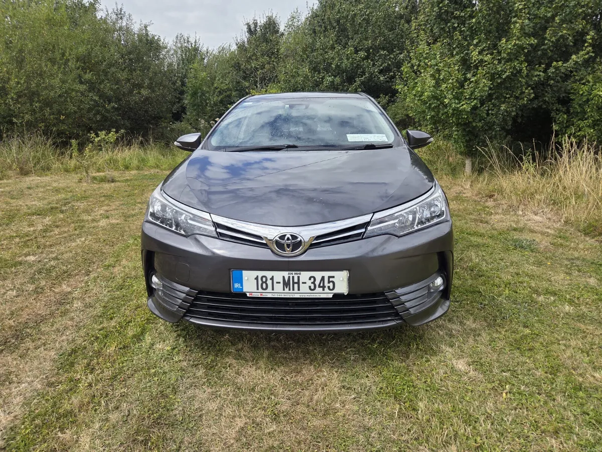 Toyota Corolla 2018 - Image 2