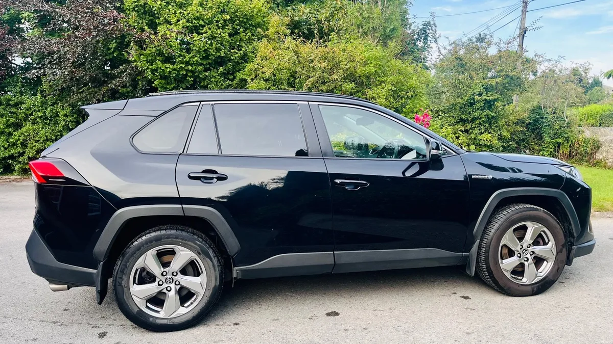 Toyota RAV4 2021 - Image 6