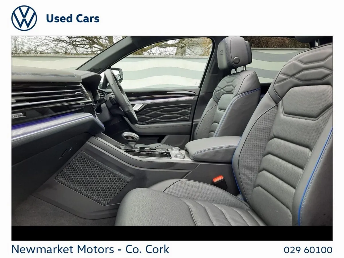 Volkswagen Touareg R HYBRID 462BHP AIR SUSPENSION - Image 6