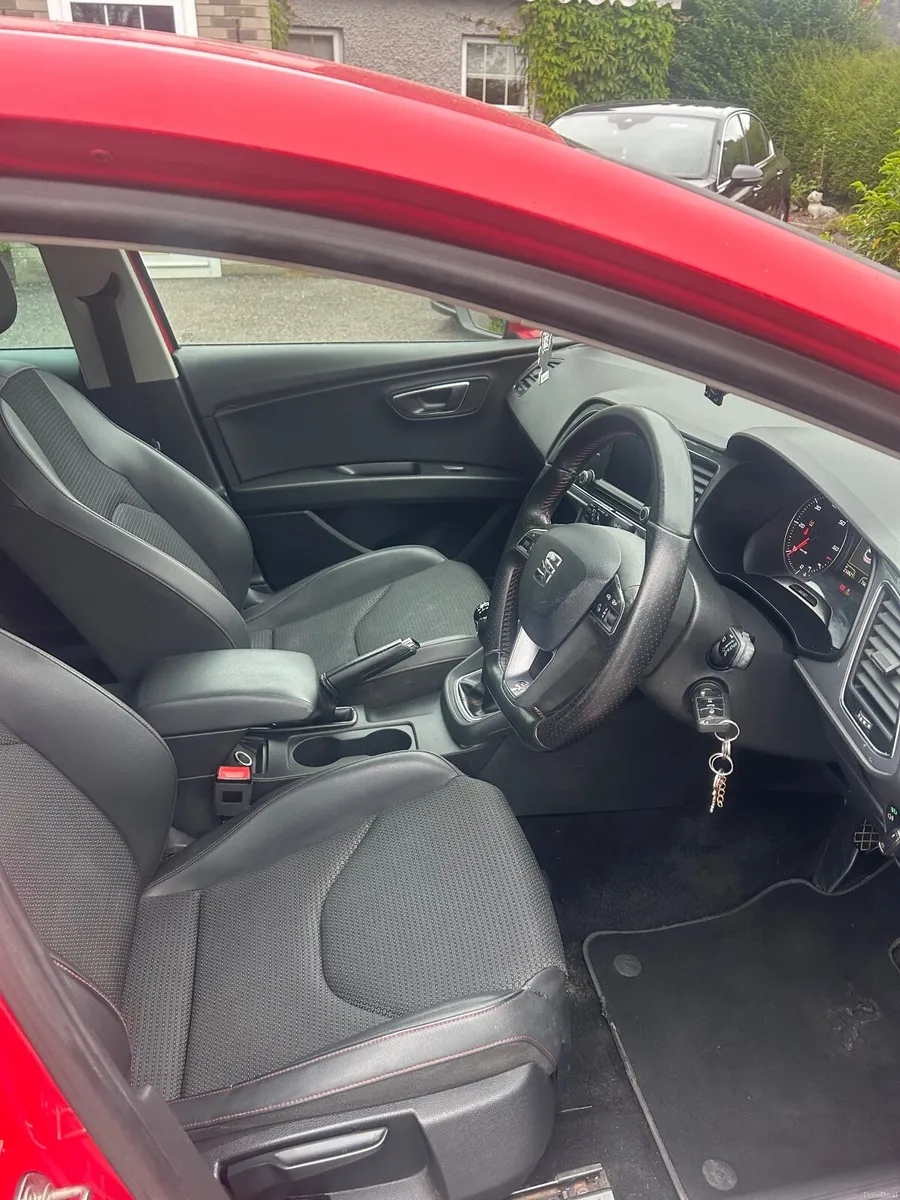 SEAT Leon 2015 - Image 4