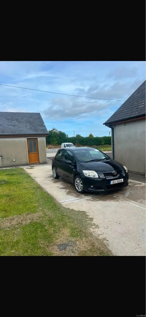 Toyota Auris - Image 2