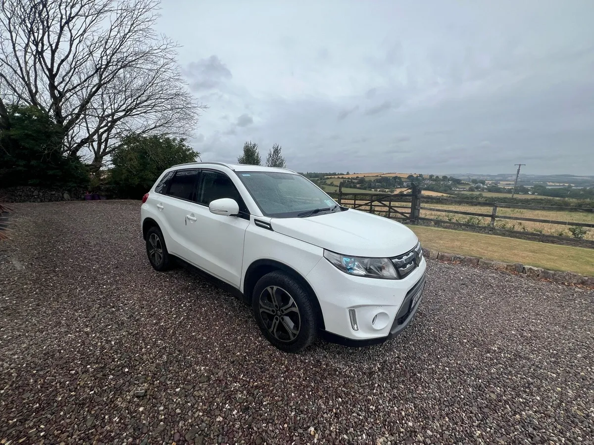 Suzuki Vitara  GLX 2018 (182)  Low Mileage - Image 2