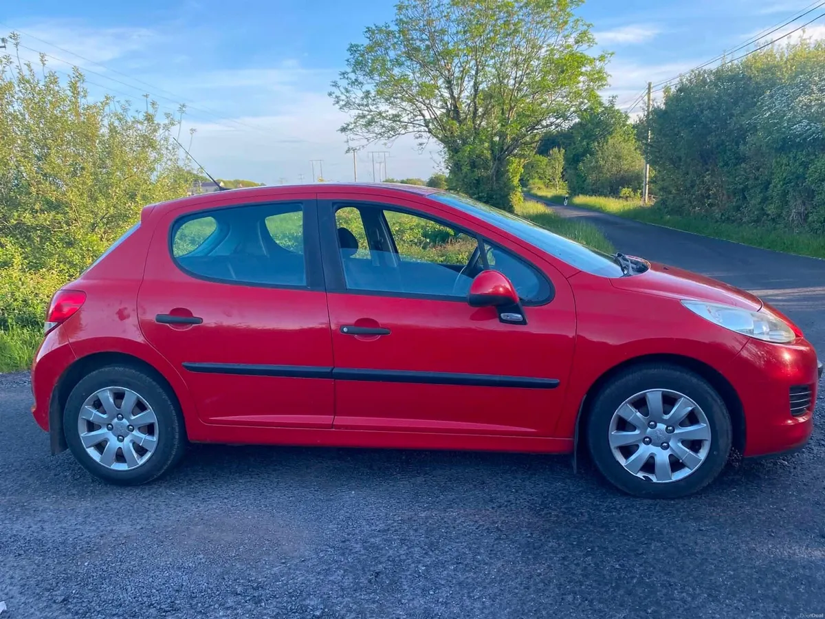 2010 Peugeot 207 1.4 HDI 5DR - Image 2