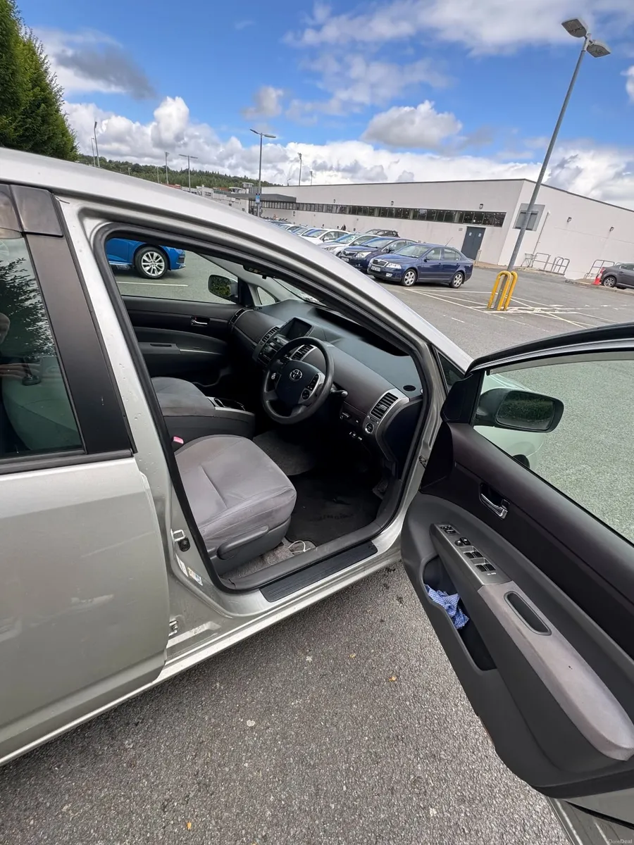 Toyota Prius 2004 - Image 6