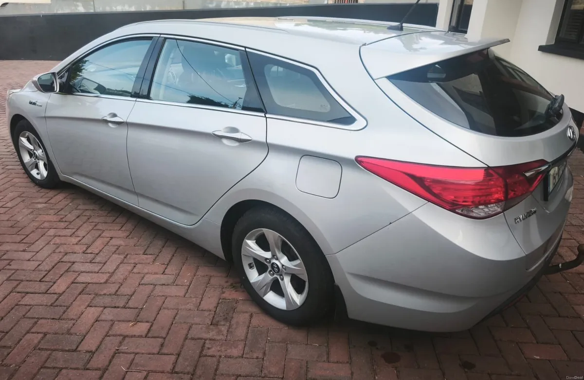 Hyundai I40 Estate - Image 4