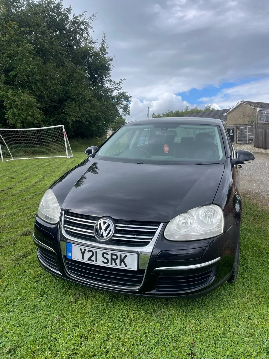 1.9 Volkswagen Jetta - Image 2