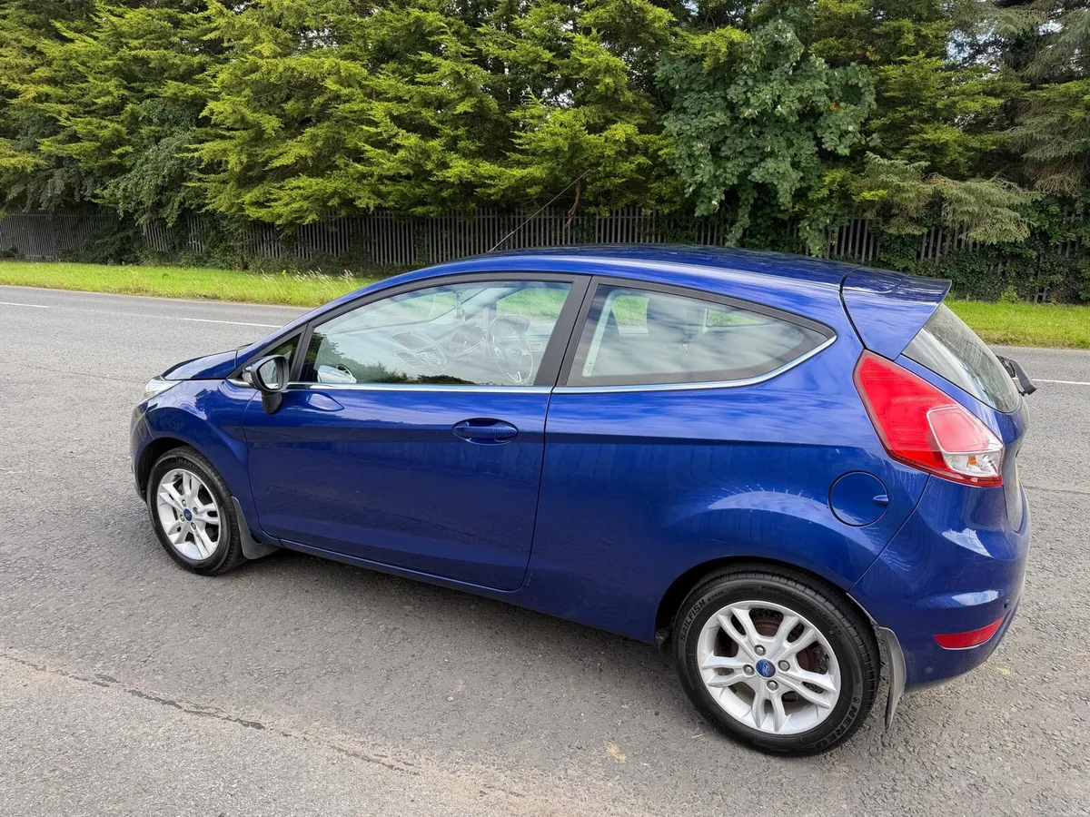 2014 FORD FIESTA 1.25 ZETEC LOW MILES - Image 4