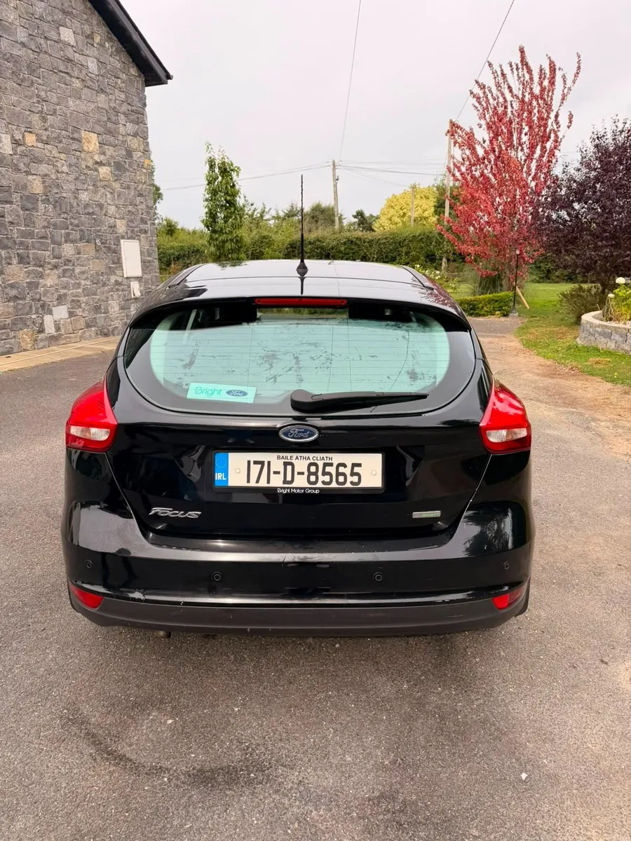 Ford Focus 2017 - Image 2