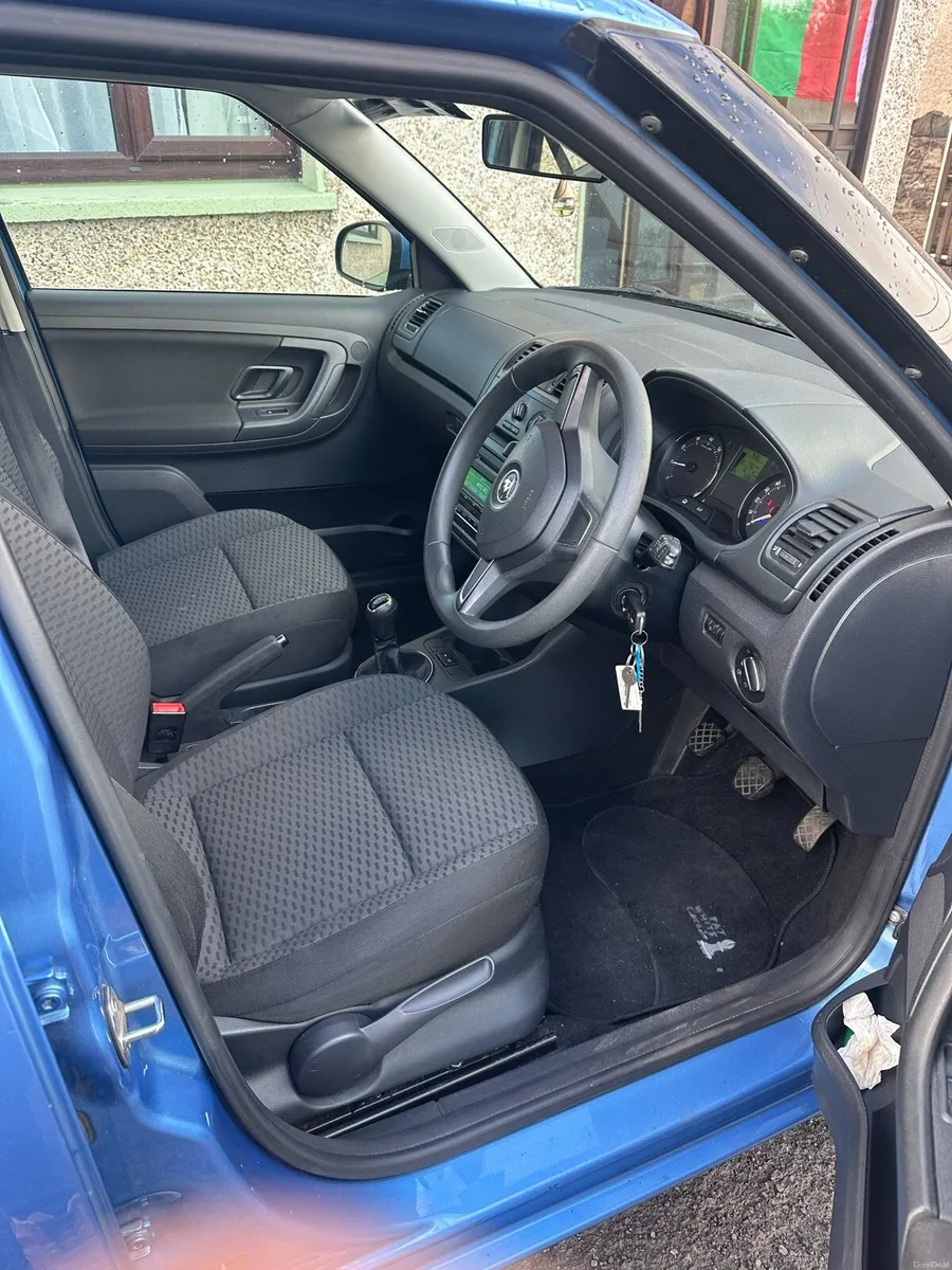 2014 Skoda Fabia - Image 5