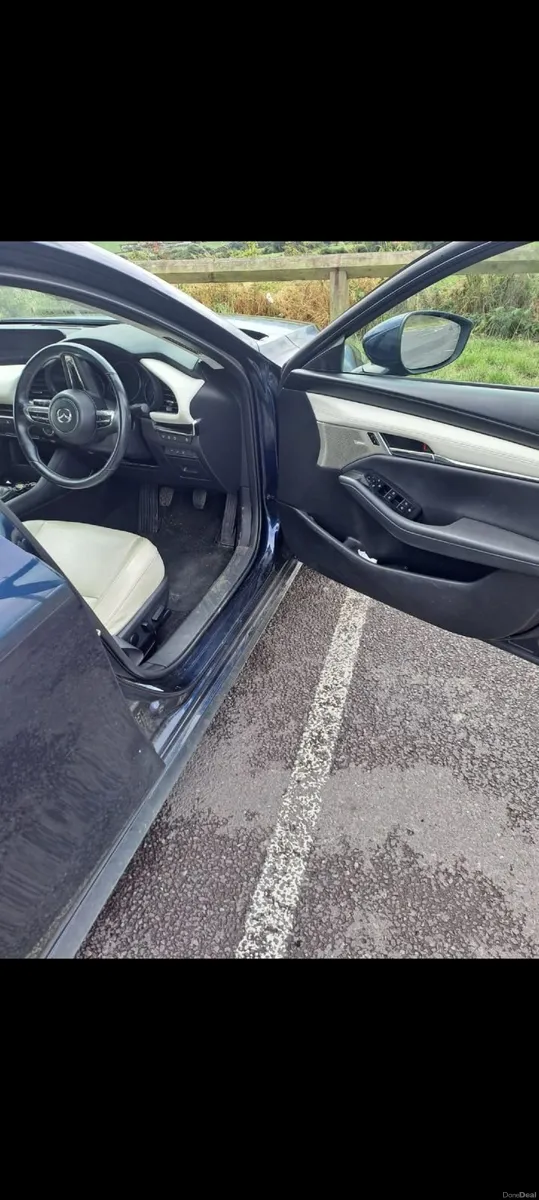 Mazda Mazda3 - Image 3