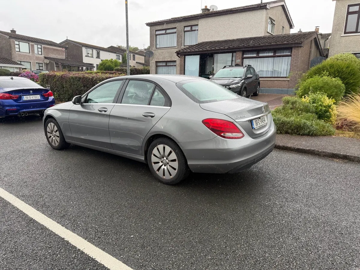 Mercedes-Benz C180d - Image 3