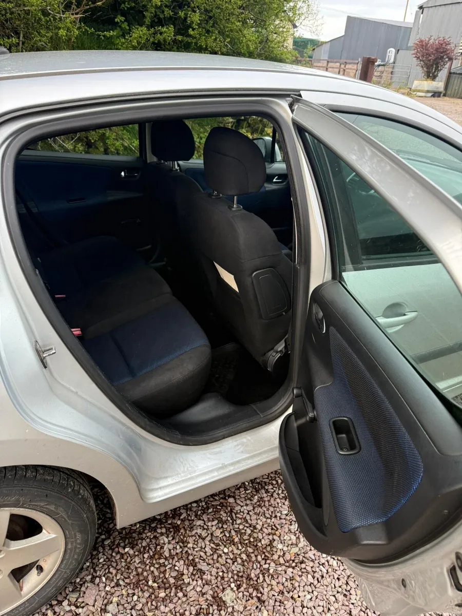 Car Peugeot 206 - 2008 150000km NTCFeb 271250€ - Image 5
