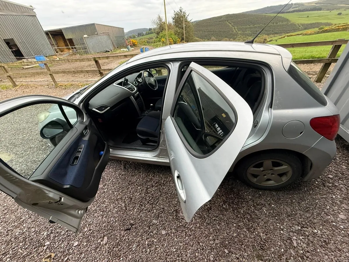 Car Peugeot 206 - 2008 150000km NTCFeb 271250€ - Image 6