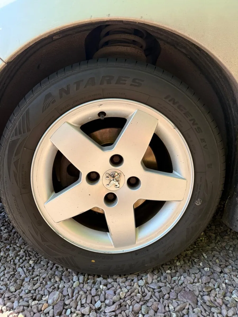 Car Peugeot 206 - 2008 150000km NTCFeb 271250€ - Image 3