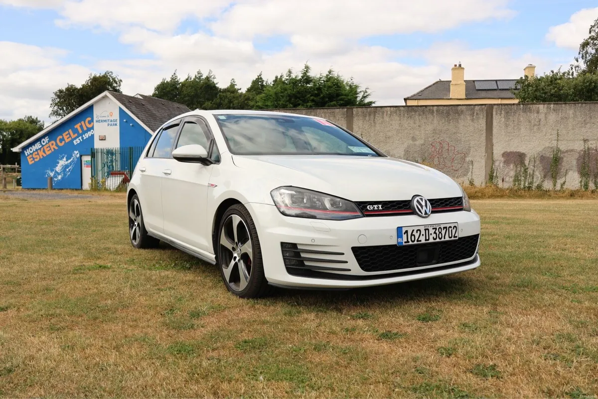 2016 Golf GTI manual transmission - Image 5