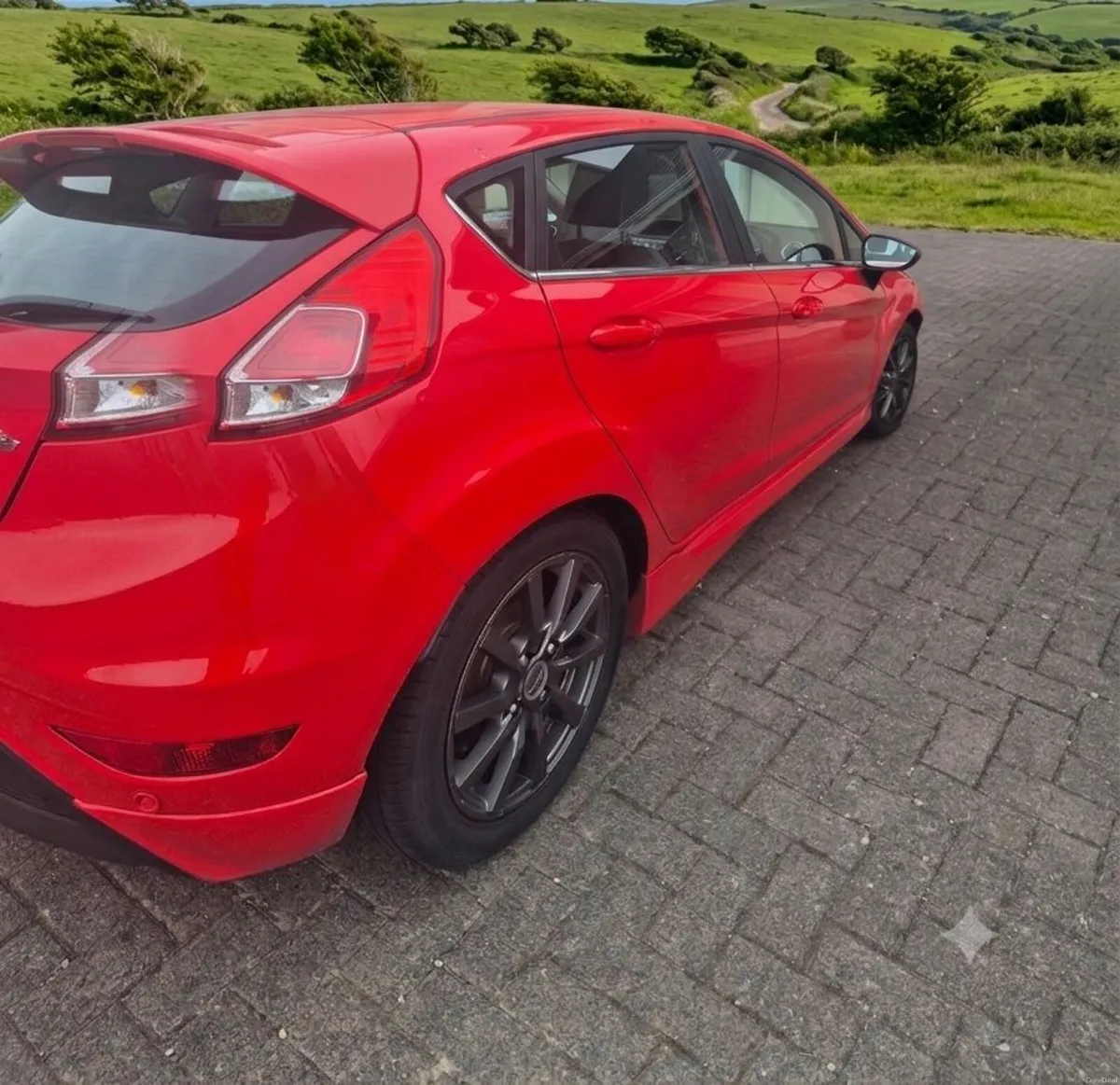 Ford Fiesta 2016 - Image 2