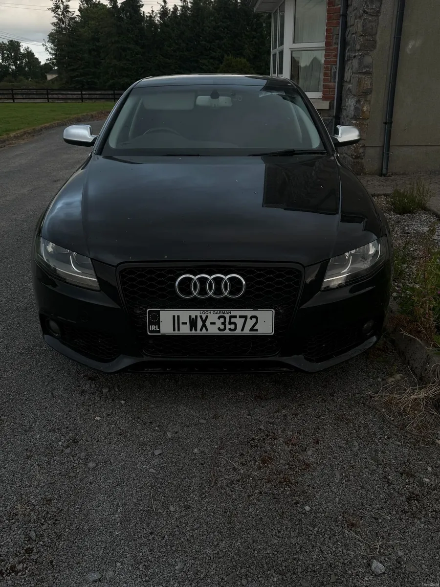 Audi A4 2011 - Image 2