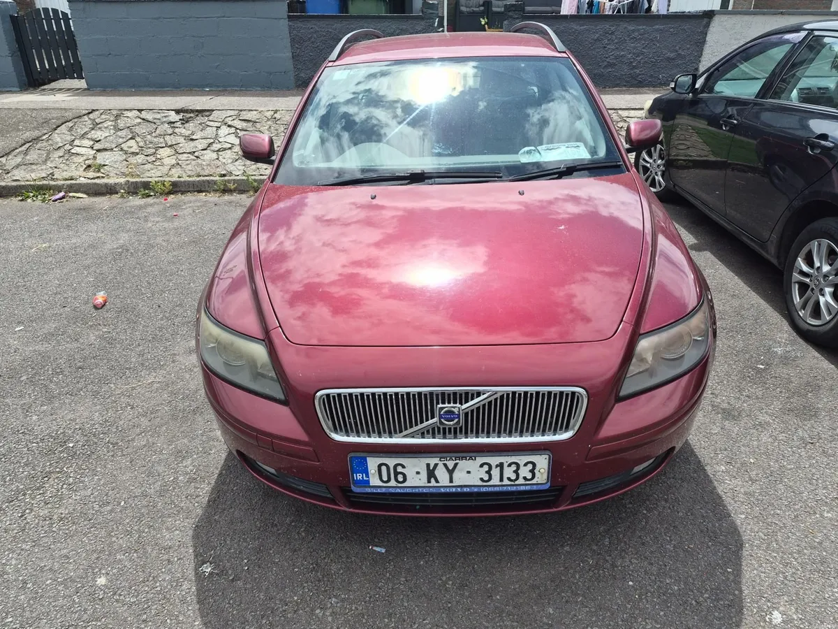 2006 Volvo V50 Se 70k miles & Tax until 02/ - Image 2