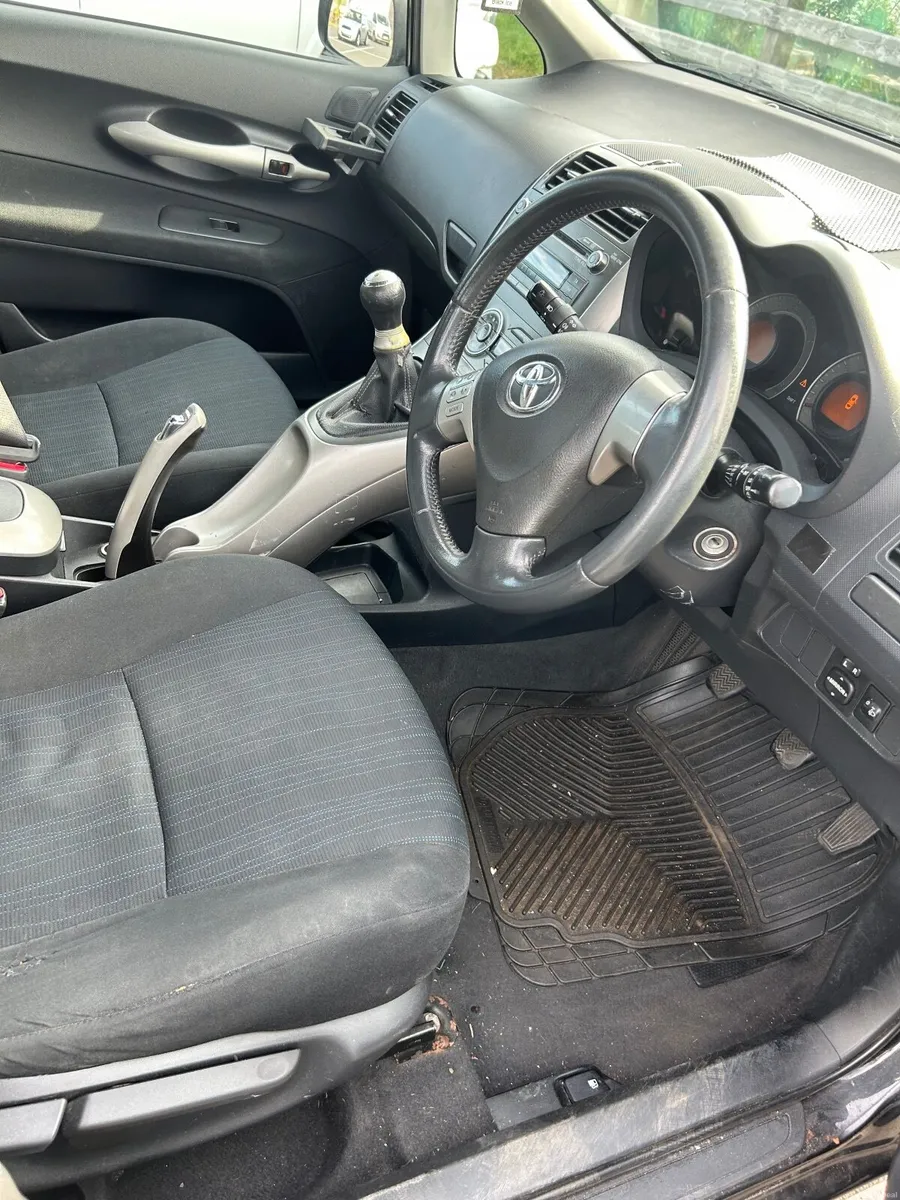 Toyota Auris 2008 - Image 6