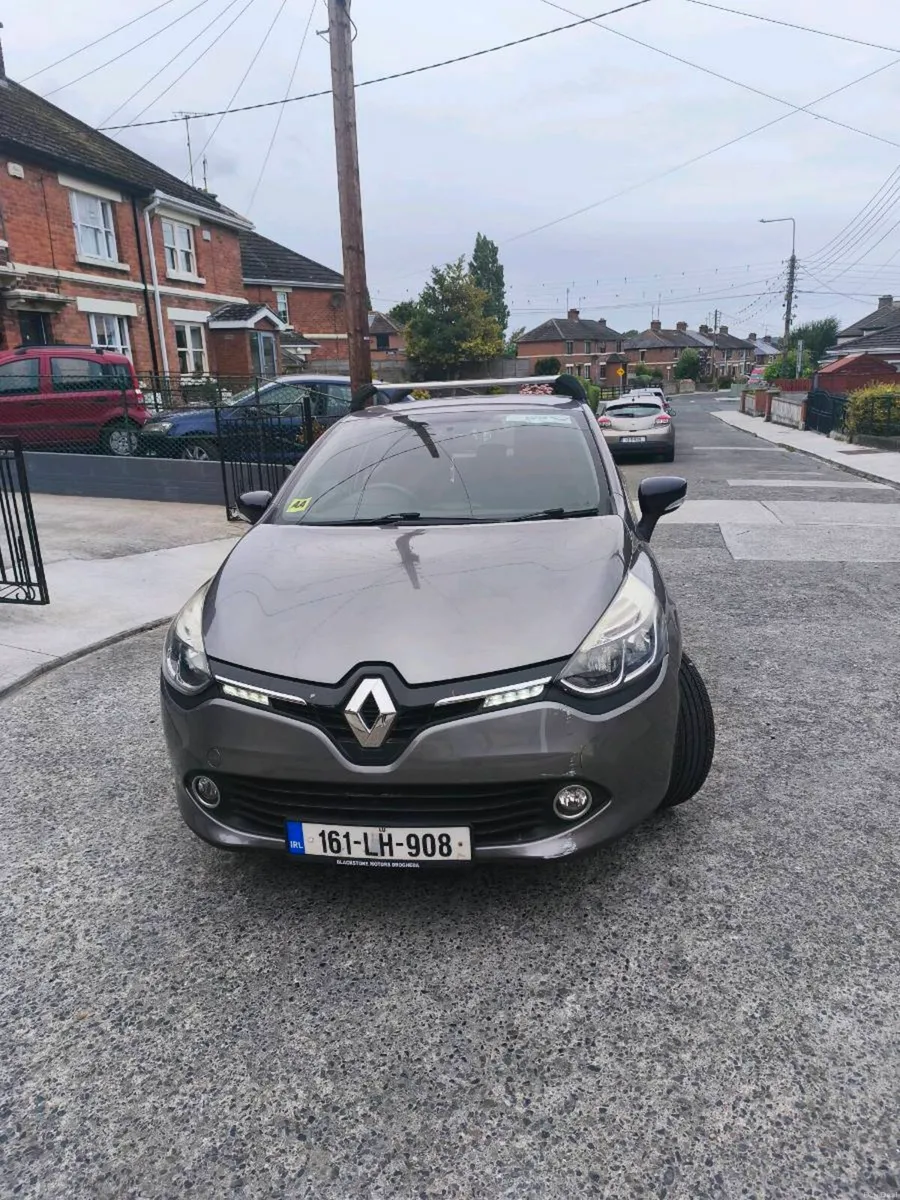Renault clio 2016 - Image 2