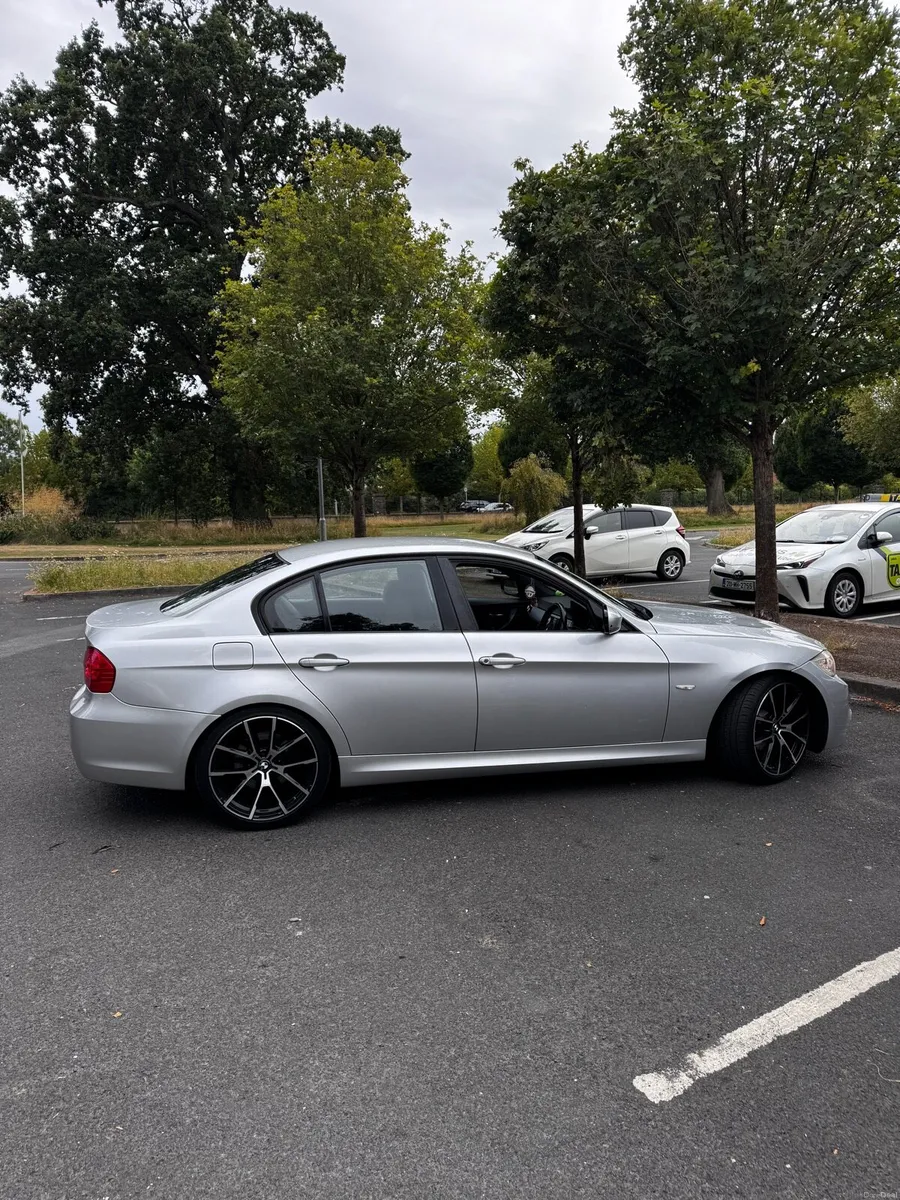 BMW e 90 Msport/automatic - Image 4