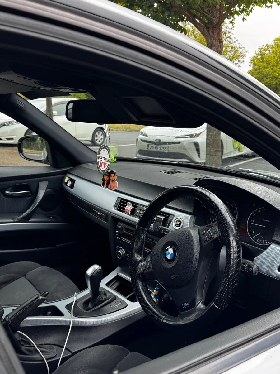 BMW e 90 Msport/automatic - Image 6